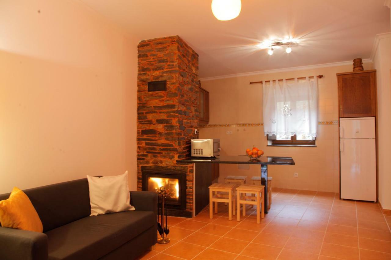 Casas Do Rio Villa ปัมพิโลซา ดา แซร์ฮา ภายนอก รูปภาพ